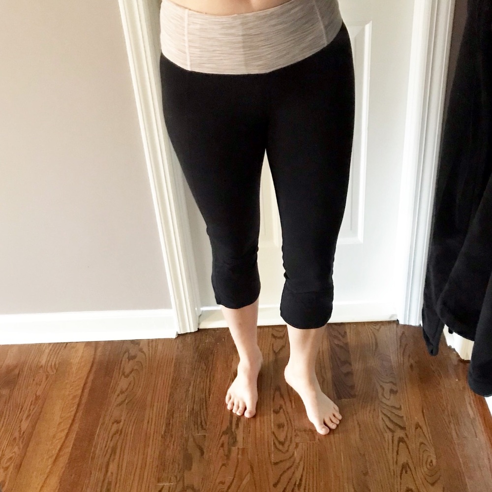 Lululemon high waisted black crop